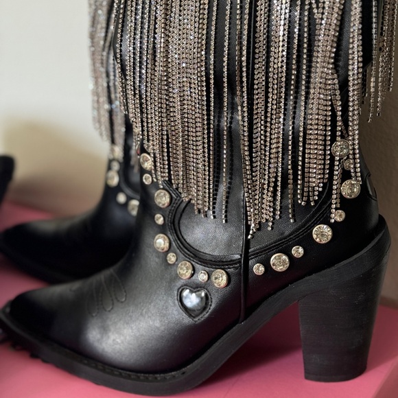Sugar Thrillz Present Perfect Rhinestone Fringe Cowboy Boots Size 8 and Hat - Picture 2 of 2